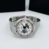 Relógio Gshock 1 Linha Diamante GM 2100 (M1) Prata no Atacado - Pulseira de Aço O Relógio Gshock 1 Linha Diamante GM 2100 (M1) Prata no Atacado é a escolha ideal para quem busca elegância, resistência e design sofisticado. Perfeito para revendedores que desejam oferecer um produto moderno, durável e com excelente aceitação no mercado, este modelo combina acabamento premium em prata com funcionalidades completas. Especificações Técnicas do Gshock GM 2100 (M1) Prata Modelo: GM 2100 (M1) Funções: Analógico e Digital (data, hora, alarme e cronômetro) Tamanho da caixa: 45mm Peso: 156 gramas Cor da caixa: Prata Cor da pulseira: Prata Funcionamento: Bateria Qualidade do maquinário: Chinês Catraca: Fixa Material da caixa: Emborrachada Material da pulseira: Aço À prova d’água: Sim (uso diário, evitar água quente ou salgada) Por Que Escolher o Gshock GM 2100 (M1) Prata no Atacado? Design sofisticado e moderno, ideal para diversas ocasiões Acabamento premium em prata, transmitindo elegância e durabilidade Alta resistência e conforto no uso diário À prova d’água e acompanha caixa, pronto para revenda ou presente Ótima margem de lucro para revendedores e lojas online Conteúdo da Embalagem 1x Relógio Gshock GM 2100 (M1) Prata - Pulseira de Aço 1x Caixa de proteção (ideal para revendedores e presentes) Garantia Todos os Relógios Gshock GM 2100 (M1) possuem garantia de 2 meses no maquinário. Leia atentamente as regras de garantia abaixo e no rodapé do nosso site. Adquira Agora o Gshock GM 2100 (M1) Prata no Atacado Garanta já seu Gshock GM 2100 (M1) Prata no Atacado e ofereça aos seus clientes um produto elegante, resistente, à prova d’água e com caixa inclusa. Estoque limitado — aproveite para aumentar suas vendas com confiança e qualidade.