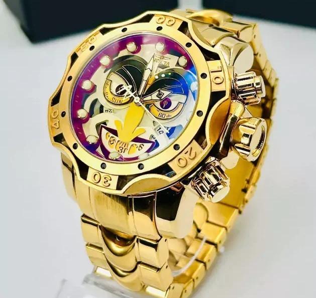 Relógio Invicta Joker Curinga Primeira Linha no Atacado - Dourado com Fundo Branco e Roxo + Caixa + Frete Grátis | Relógios Para Revender Relógio Invicta Joker Curinga Primeira Linha no Atacado - Dourado com Fundo Branco e Roxo + Caixa + Frete Grátis