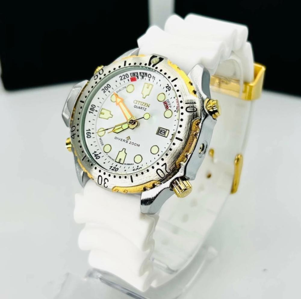 Relógio Citizen Promaster no Atacado - Branco e Dourado - Pulseira de Borracha | Relógios Para Revender Relógio Citizen Promaster no Atacado – Branco e Dourado – Pulseira de Borracha