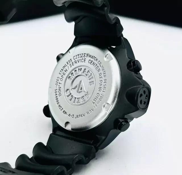 Relógio Citizen Aqualand JP no Atacado - Dourado e Preto - Pulseira de Borracha | Relógios Para Revender AUTO-DRAFT