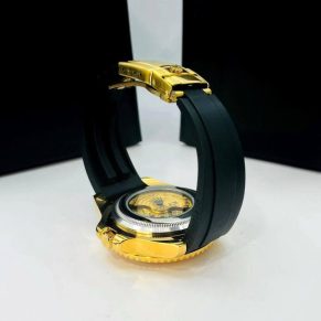 Relógio Rolex Yacht Master 1ª Linha – Dourado e Preto – Pulseira de Borracha