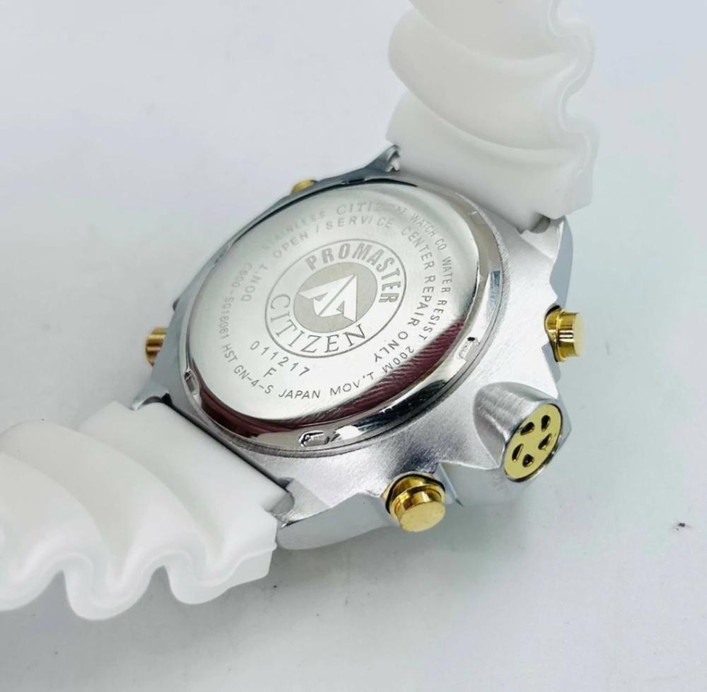 Relógio Citizen Promaster no Atacado - Branco e Dourado - Pulseira de Borracha | Relógios Para Revender Relógio Citizen Promaster no Atacado – Branco e Dourado – Pulseira de Borracha