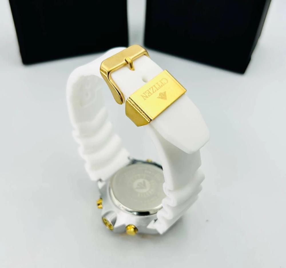 Relógio Citizen Promaster no Atacado - Branco e Dourado - Pulseira de Borracha | Relógios Para Revender Relógio Citizen Promaster no Atacado – Branco e Dourado – Pulseira de Borracha