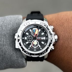 Relógio Citizen Promaster Preto com Caixa Prata