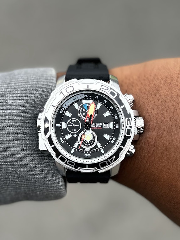 Relógio Citizen Promaster Preto com Caixa Prata - Pulseira de Borracha | Relógios Para Revender Relógio Citizen Promaster Preto com Caixa Prata